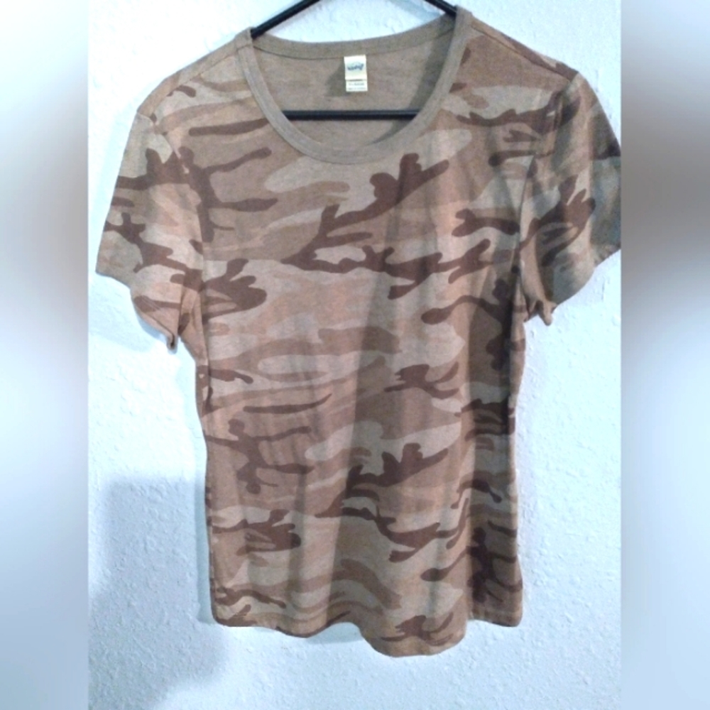 Kavio! Camo tee